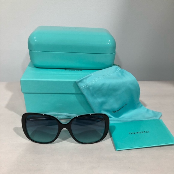 Tiffany & Co. Accessories - BNWT Tiffany& Co sunglasses